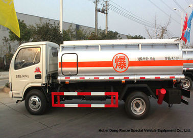 China 4x2 Refueling Fuel Oil Delivery Truck 4000 L With Dual Circuit Compressed Air Brake supplier